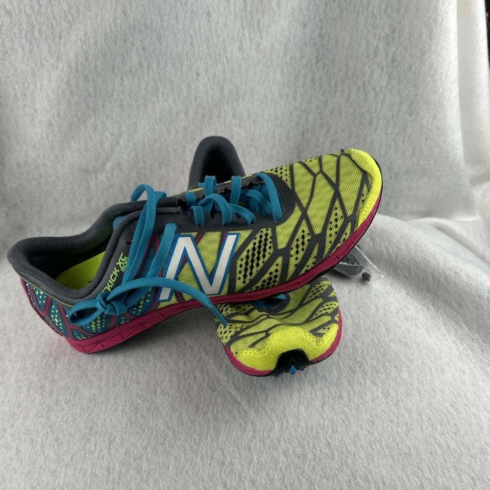 New Balance Size 7.5 Kick XC 900v2‎  Track Running Shoes W/ Hardware